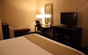 Holiday Inn Express Ludlow Ma